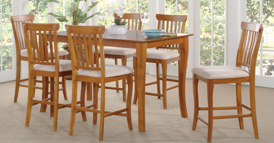 Venetian 30x60" Solid Top Pub Table in Caramel Latte with Venetian Chairs and Oatmeal Cushions